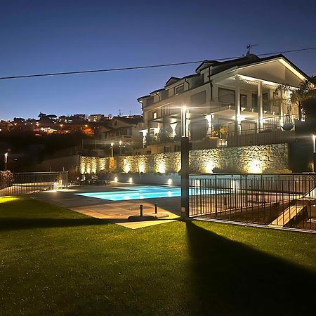 Villa La Matta Apartments And Luxury Suites Sanremo Exteriör bild