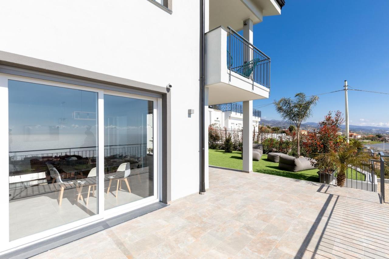 Villa La Matta Apartments And Luxury Suites Sanremo Exteriör bild