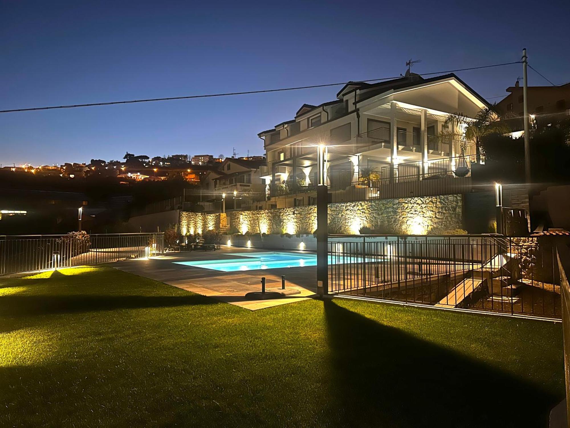 Villa La Matta Apartments And Luxury Suites Sanremo Exteriör bild